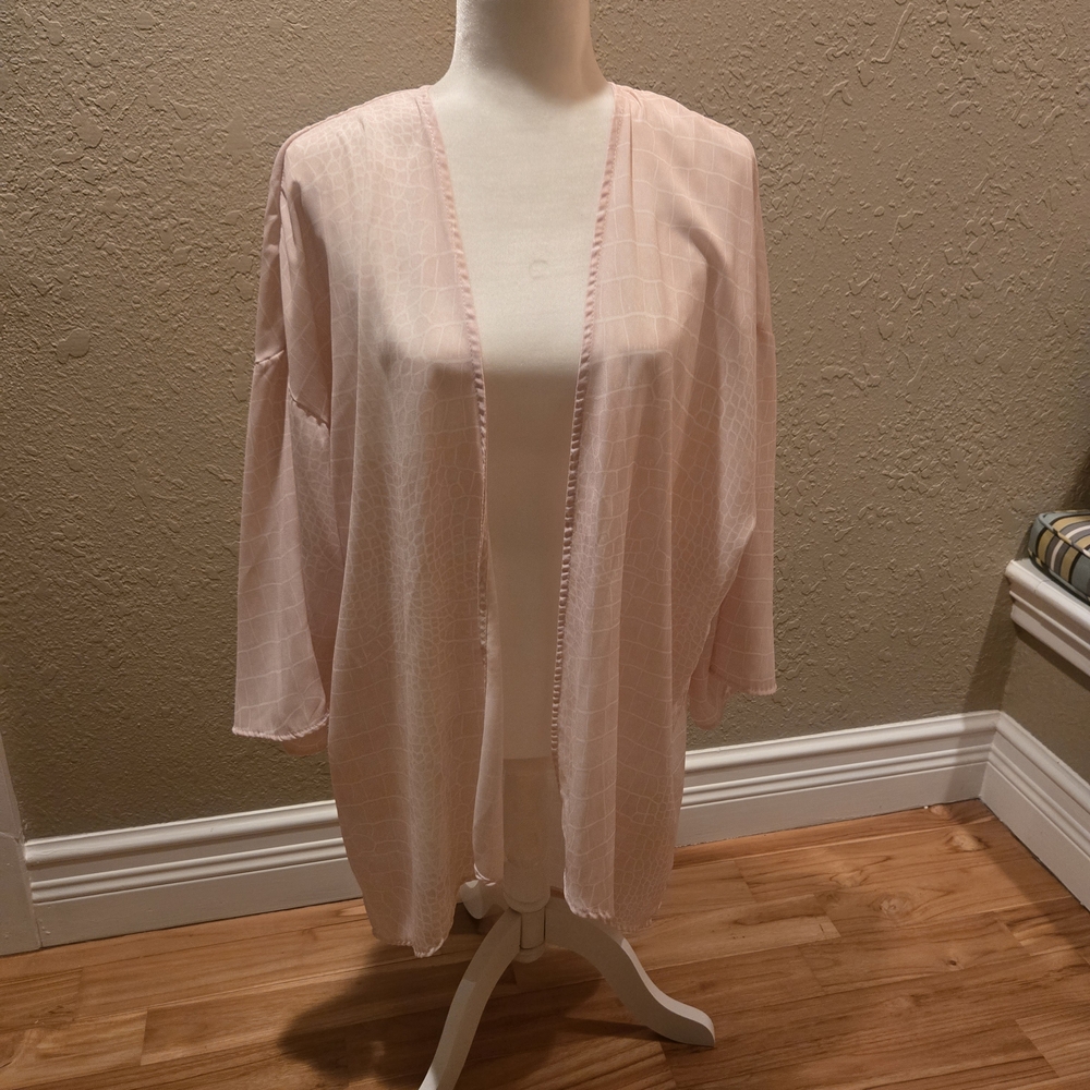 Peach Love California Pink Kimono